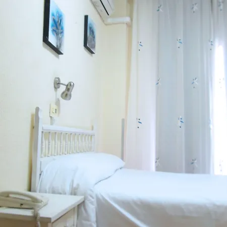 Hotel Jeronimos Y Terraza Monasterio (adults Only) 2*