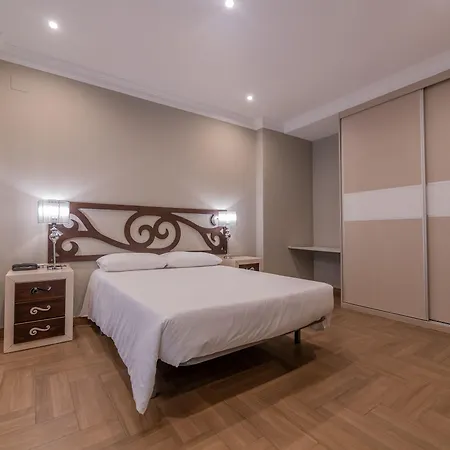 Hotel Jeronimos Y Terraza Monasterio (adults Only) 2*