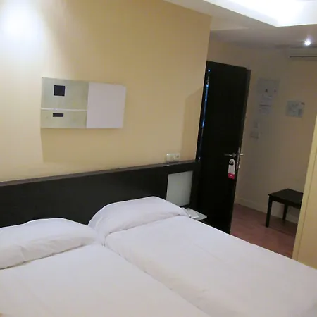 Jeronimos Y Terraza Monasterio (adults Only) 2* 格拉纳达